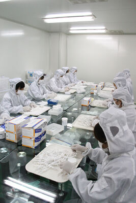 PP-Injektionsmaterial Nano-Chip Haustierhunde Katze 125mm RFID Glastag 7mm 1342KHz ISO117845 FDXB-Mikrochip mit IP67-Standard