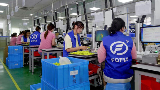 Betriebsviehmanagement Personalisierte RFID-Elektronische Tierohrmarke für Schafe Kuh Schweineverfolgung Identifizierungsmanagement